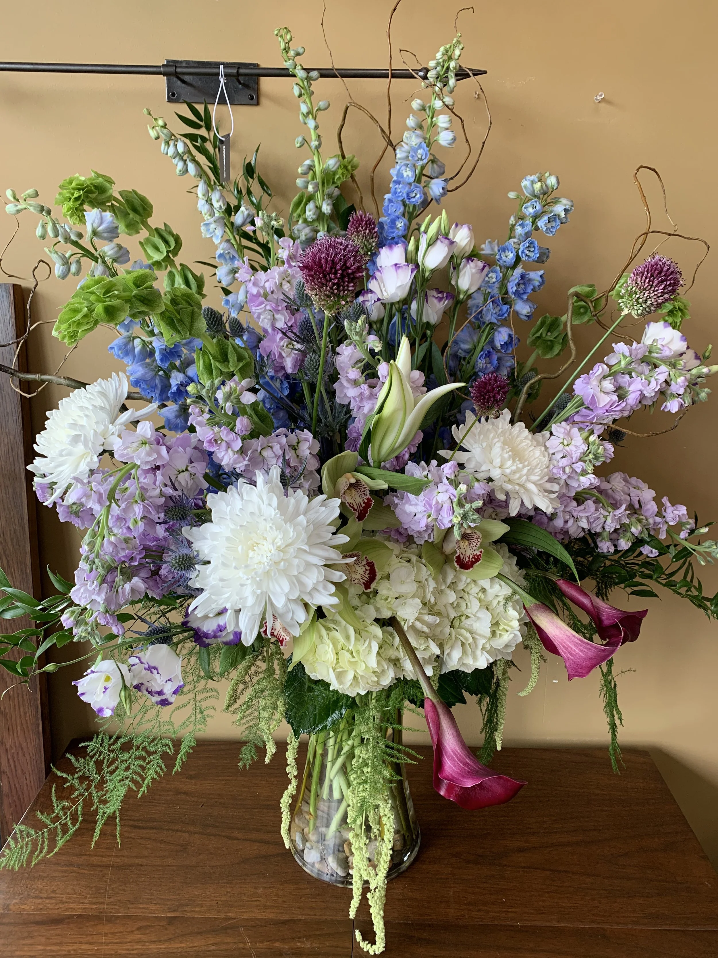 Pastel One-Sided Sympathy Arrangement