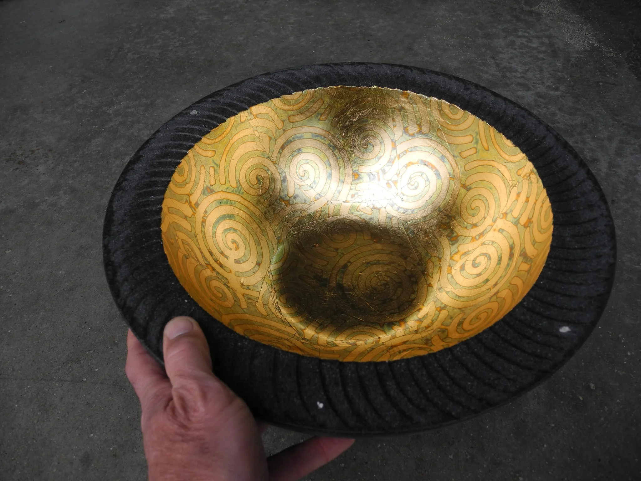 black bowl.jpeg