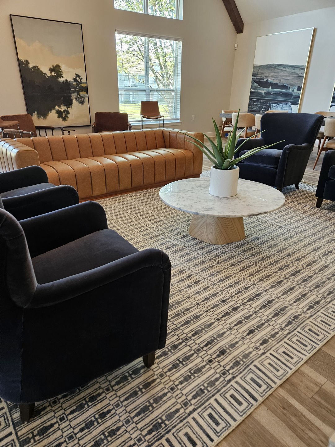 🎈🥰BM Family can now host your next event right here at home. Our community clubhouse is available for private rentals ~ perfect, convenient and just steps away. Stop in the Burroughs Mill office for more details.🥰🎈
#PartyTime #Liveburroughsmill.c