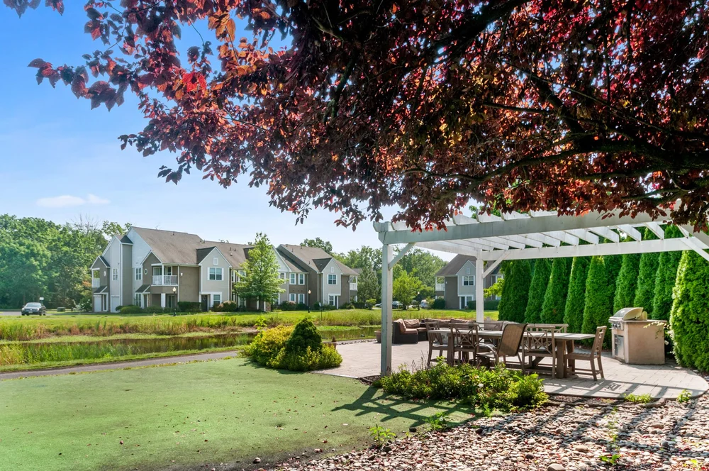 Photo Gallery Cherry Hill Apts — Burrough's Mill