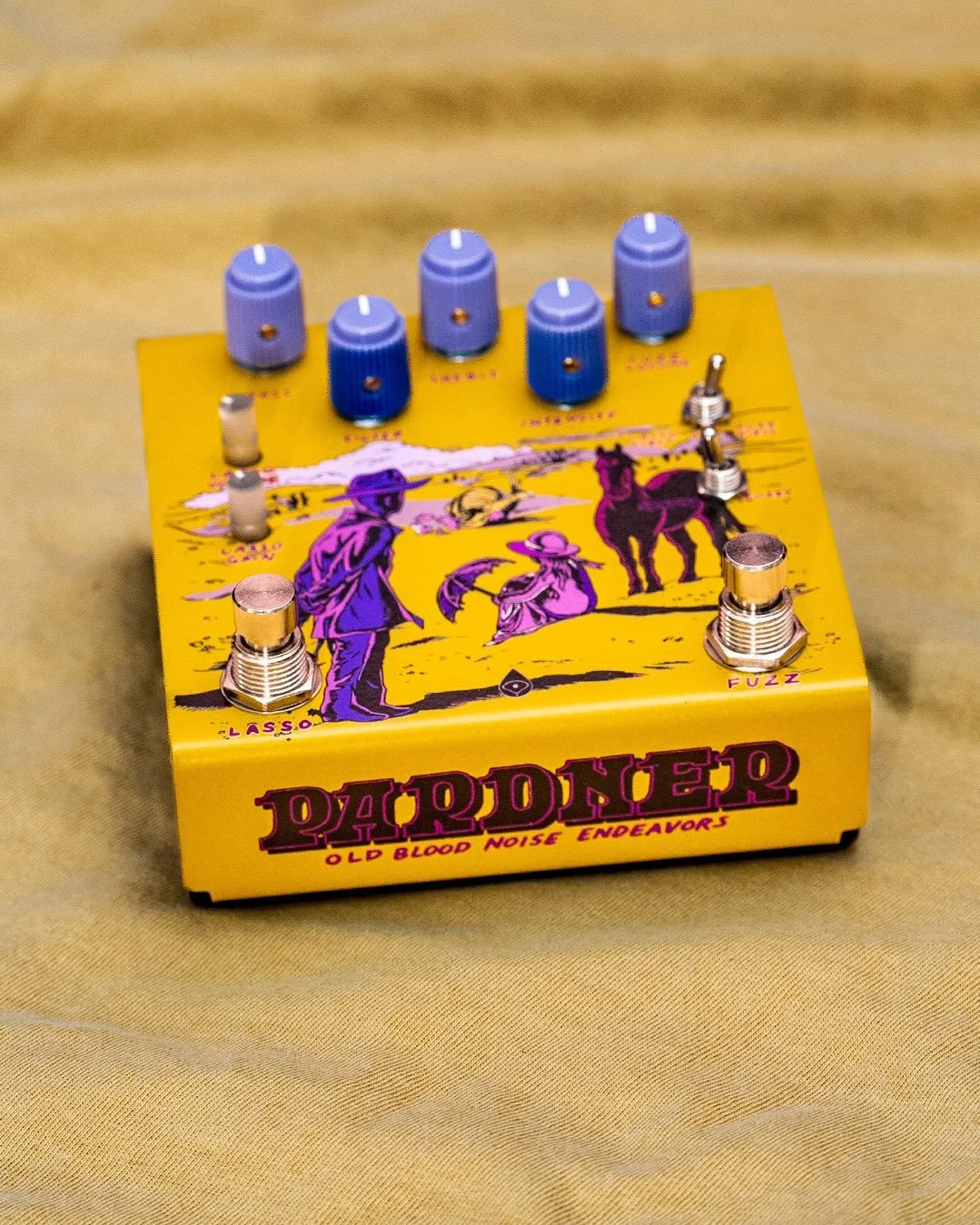 here&rsquo;s a pardner with a little more spice and a little more pop. spicy mustard yellow and purple print. like a hot dog from sam&rsquo;s club on a saturday afternoon.