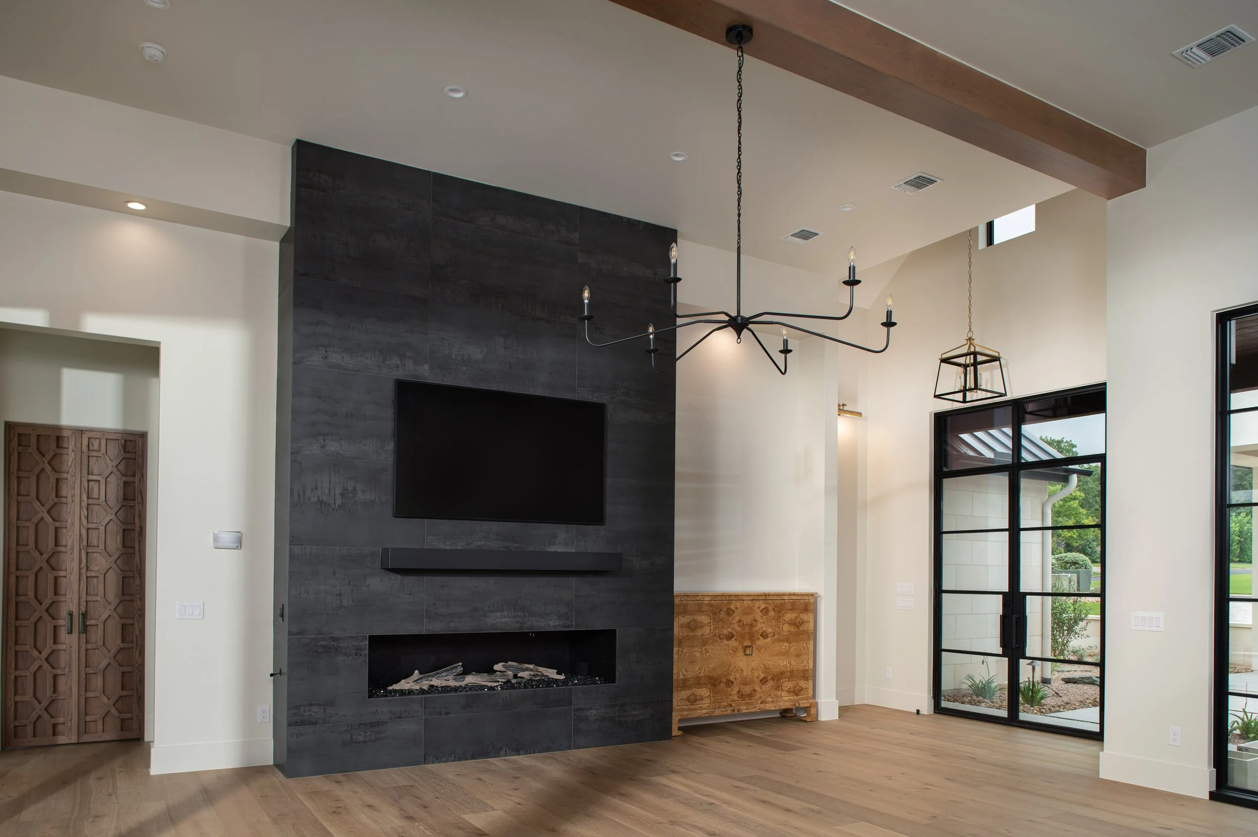 500 GoodNight Int.-2b.jpg