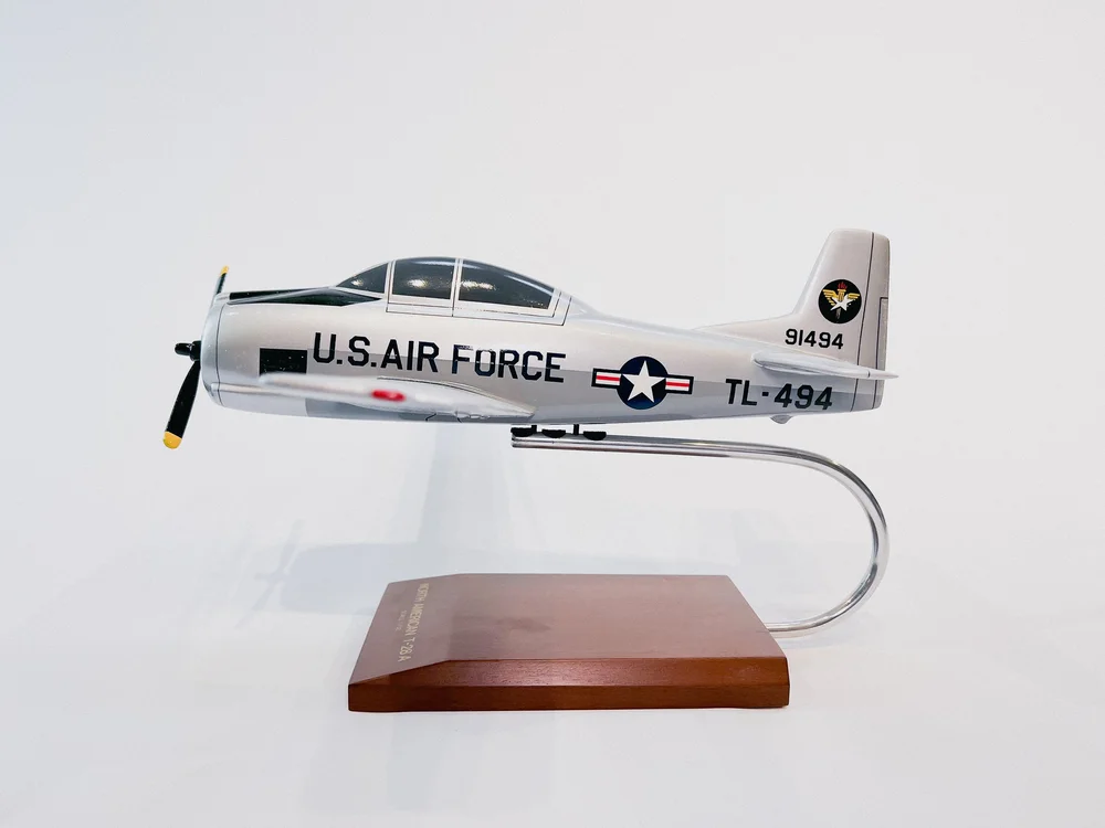 Museum of Military Models - North American T-28A Gallery