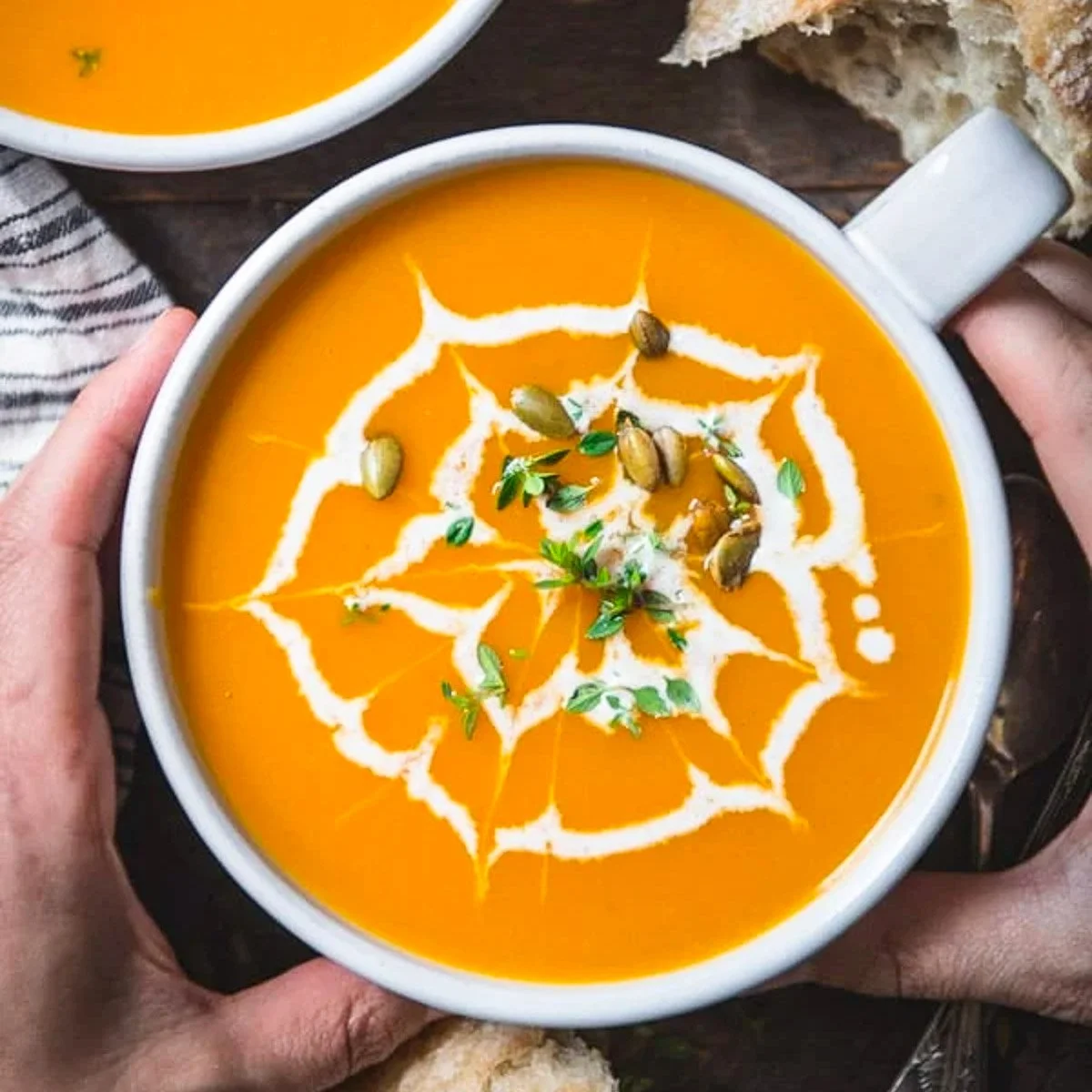 Anti-Vampire Potion (Butternut Squash &amp; Garlic Soup)