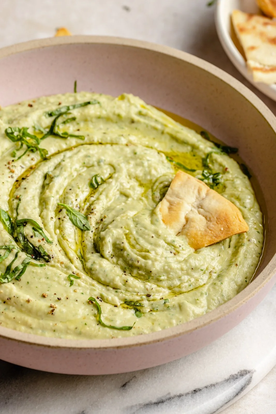 Garlic White Bean Basil Hummus