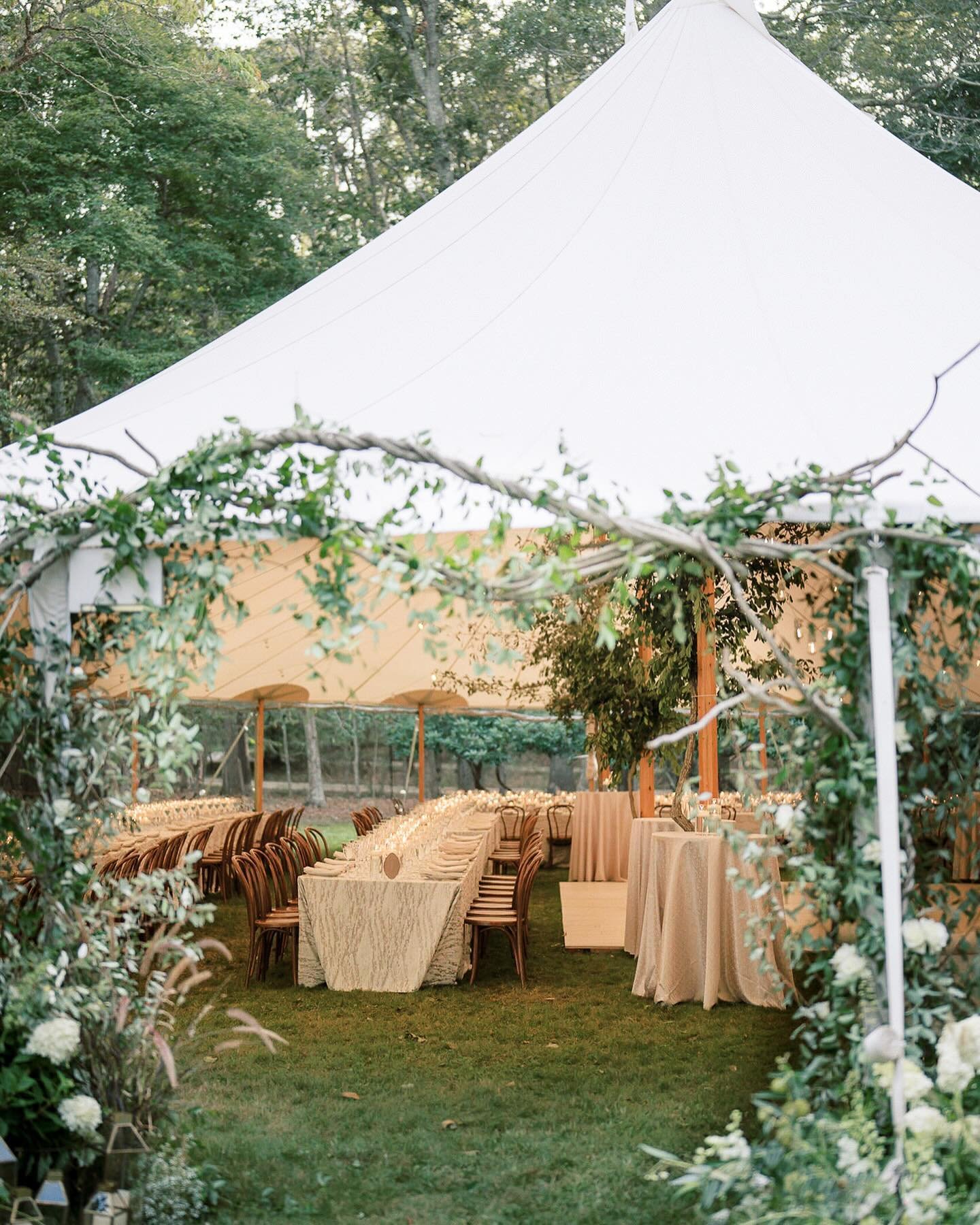 One of the most stunning tent reception setups I&rsquo;ve had the privilege to photograph. #goldenhourstudios
