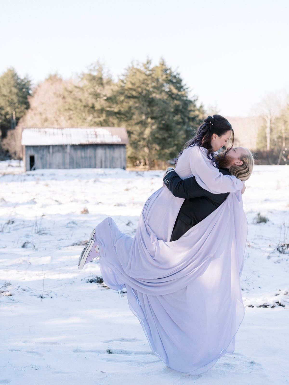 Happy December. Throwing it back to Natalie &amp; David and their perfect winter wedding upstate. #goldenhourstudios

Photography: @jessepafundi
Venue: @thearnoldhouse
Planning: @hsmithandco
H&amp;MU: @alchemy.weddings
Florals: @flowerscout
Dress: @b