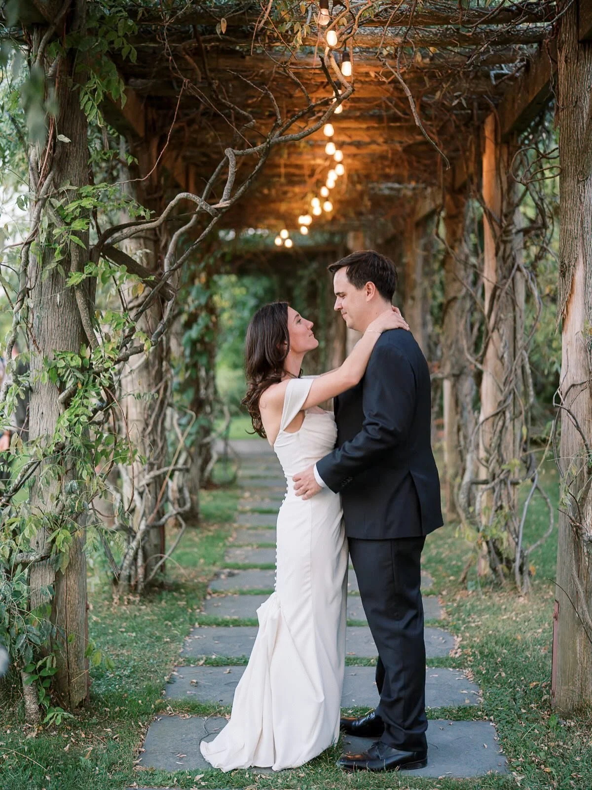 Lauren &amp; Ivan married out east on Long Island. #goldenhourstudios

Venue: @jedediahhawkinsinn 
Photography: @jessepafundi 
Planning: @vitasvintageevents 
Makeup: @karabbeauty 
Hair: @fatenpeters 
Florals: @north_fork_flower_farm 
Dress: @annebarg