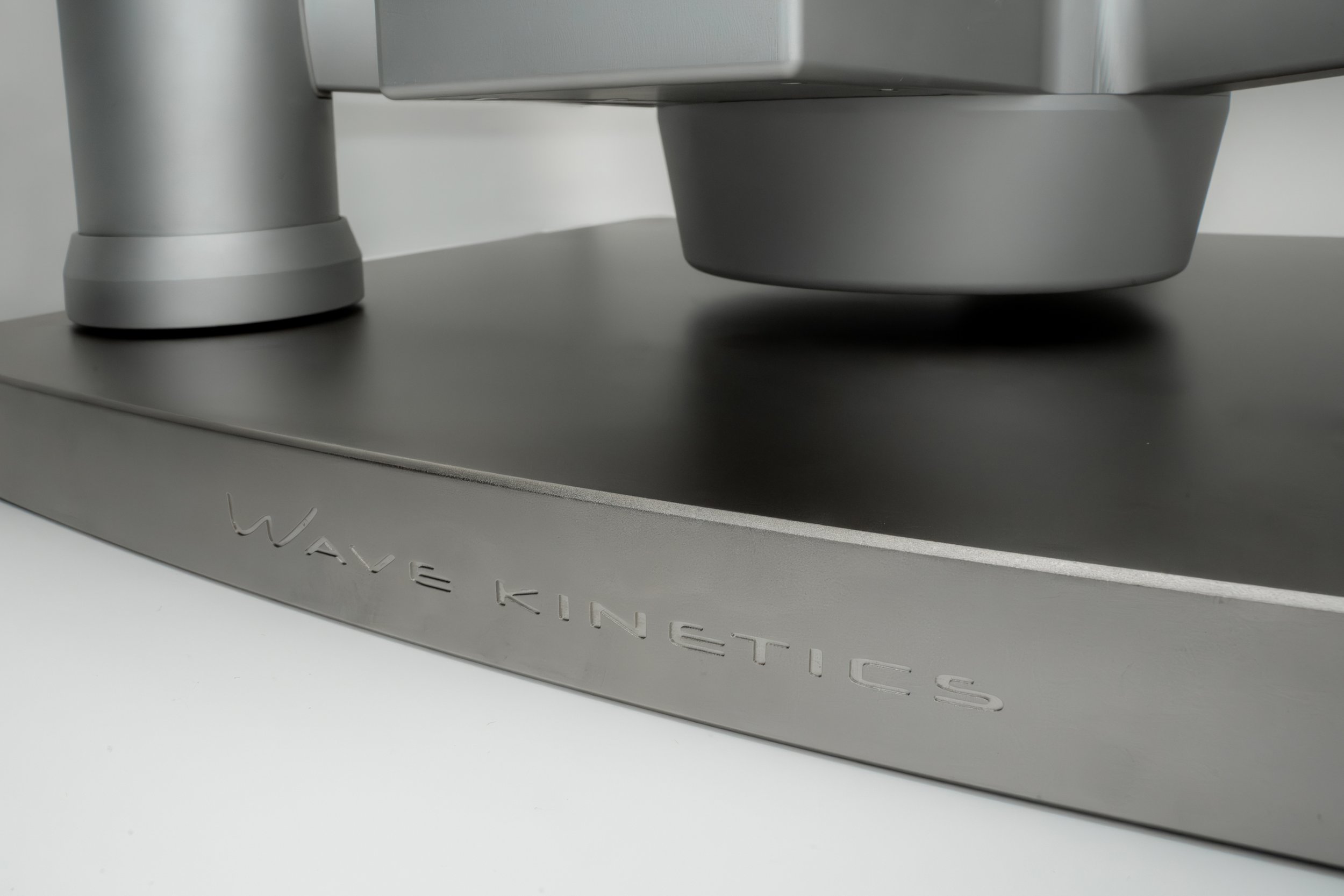 WaveKineticsSilverAnalog.30.jpg