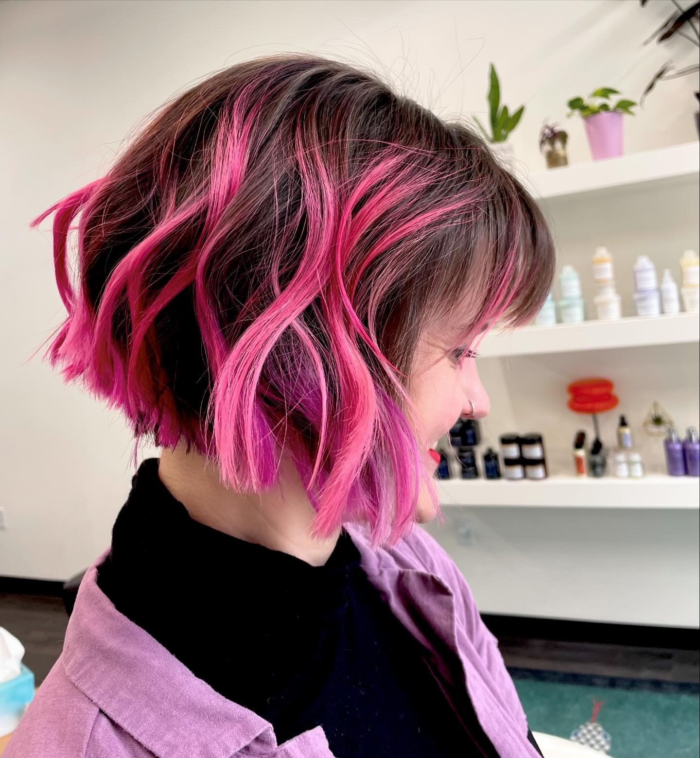 We 💖 Shannon at PRISM South and we 💘 this pink vibey hair she created! Done 

🌸🌺🌷🎀👙💄👛

All the emojis for this one!

Wanna book with Shannon? Save this post and text 804-319-7825 to book with her today!