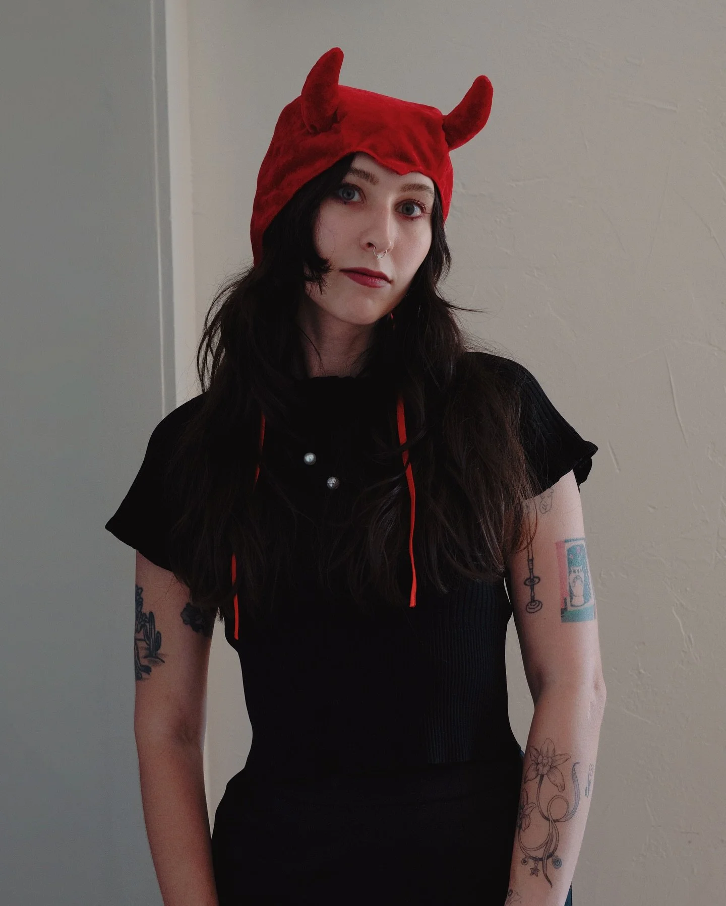 happy halloweeeeeen! 😈 

fyi&hellip;&hellip;.. tonight the great pumpkin will rise out of the pumpkin patch. he flies through the air and brings toys to all the children of the world. 🎃