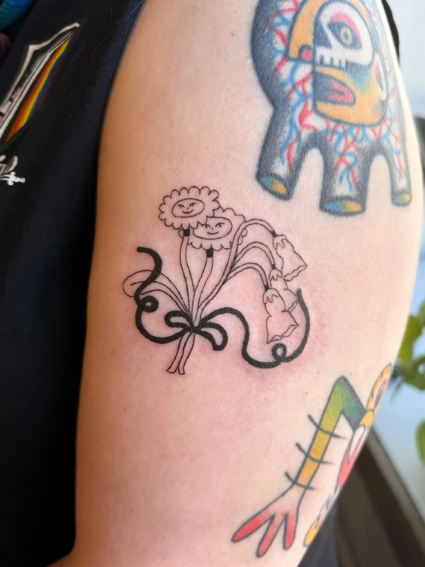 flowers &amp; ribbon for Kit! I loooved doing this one, someone pls come get this design so I can tattoo it again :~)
