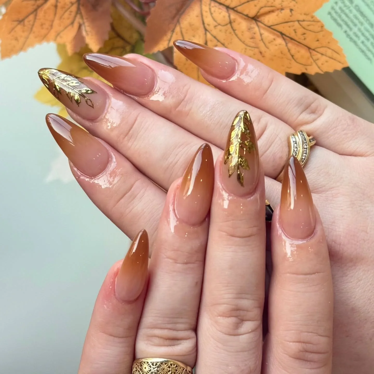 Falling for these autumn shades 🍂💅

#yycnails #yycnailsalon #nailart #yycnailart #yycfall