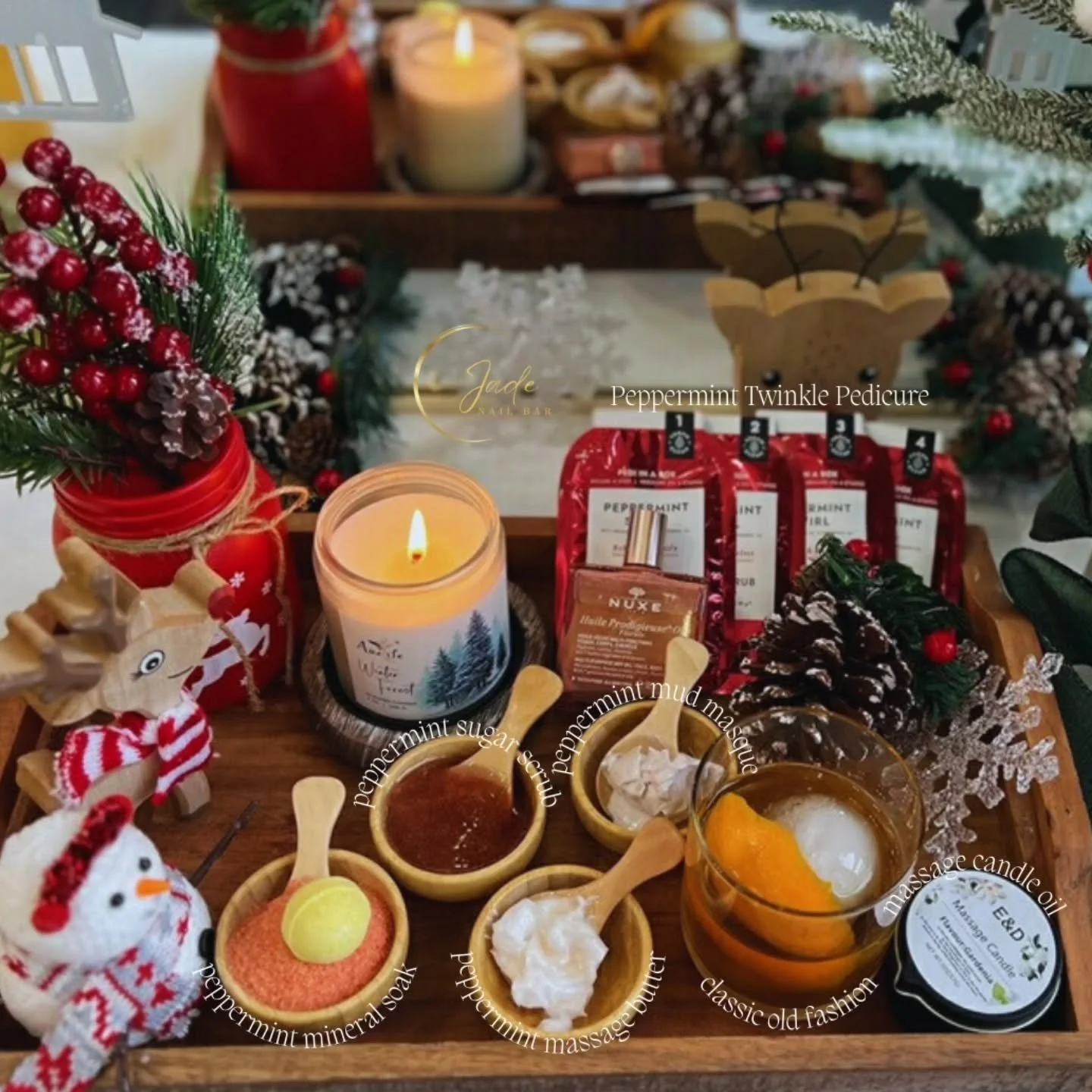 Our Peppermint Twinkle Pedicure is here! 🎄✨

Book in for our special holiday pedicure before spots fill up&ndash; available only for a limited time! ❤️

Call (403)969-9263 or book online through the link in our bio.

#yycnails #yycnailsalon #yycgift