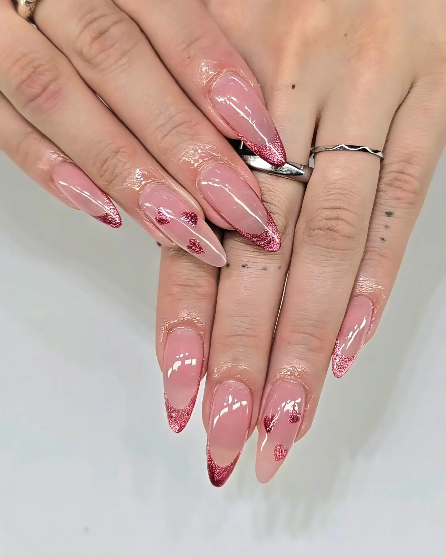 Let your nails do the flirting this month ❤️💅🏻.

#yycnailsalon #yycnails #yycnailart #yycnailtech #valentinenails