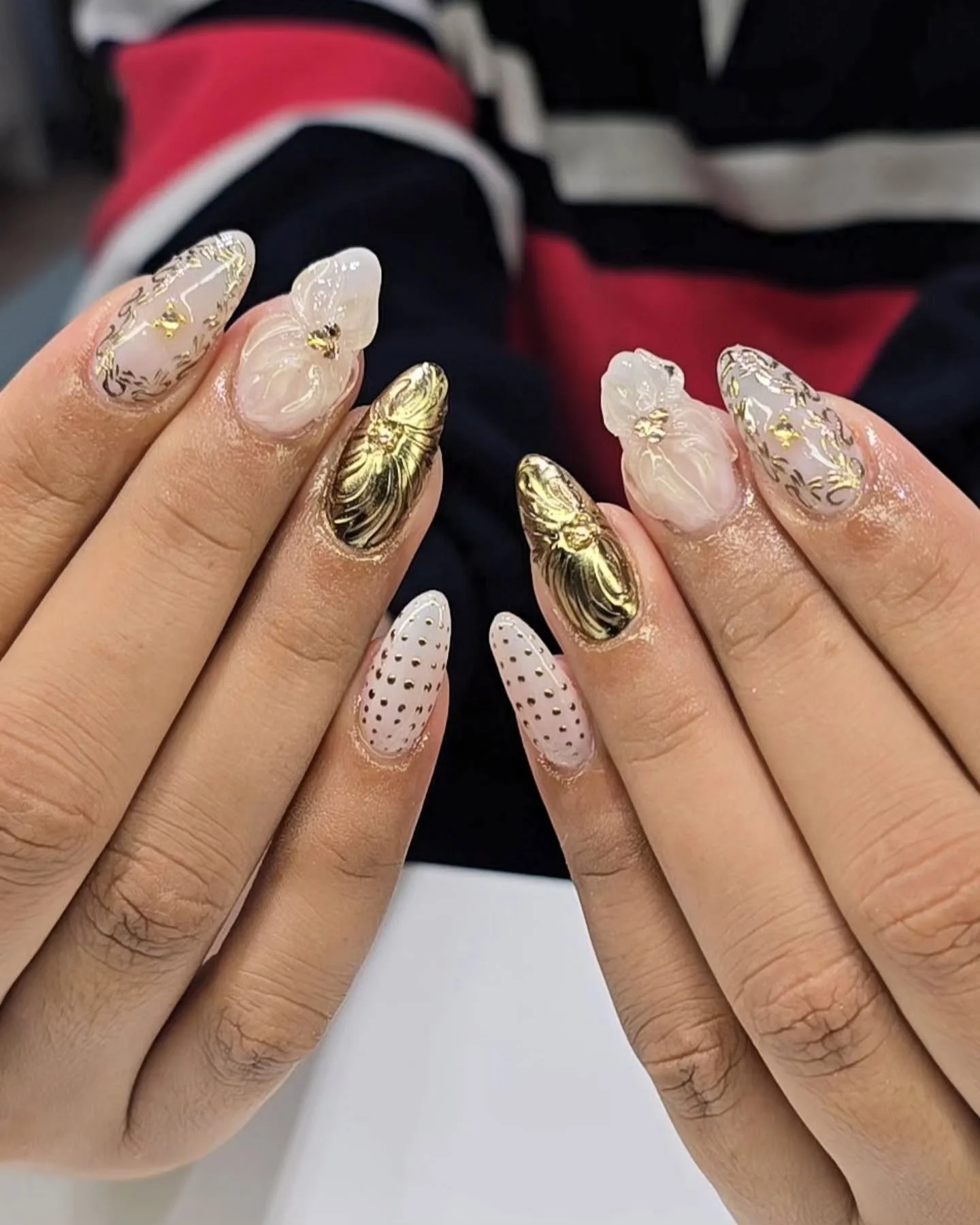 Stay golden ✨

📍 Jade Nail Bar / 729 1 Ave NE, Calgary, AB, T2E 0B8
📞 (403) 969-9263
🌐 Jadenailbaryyc.ca

#yycnailsalon #yycnails #yycnailart #nails #nailart