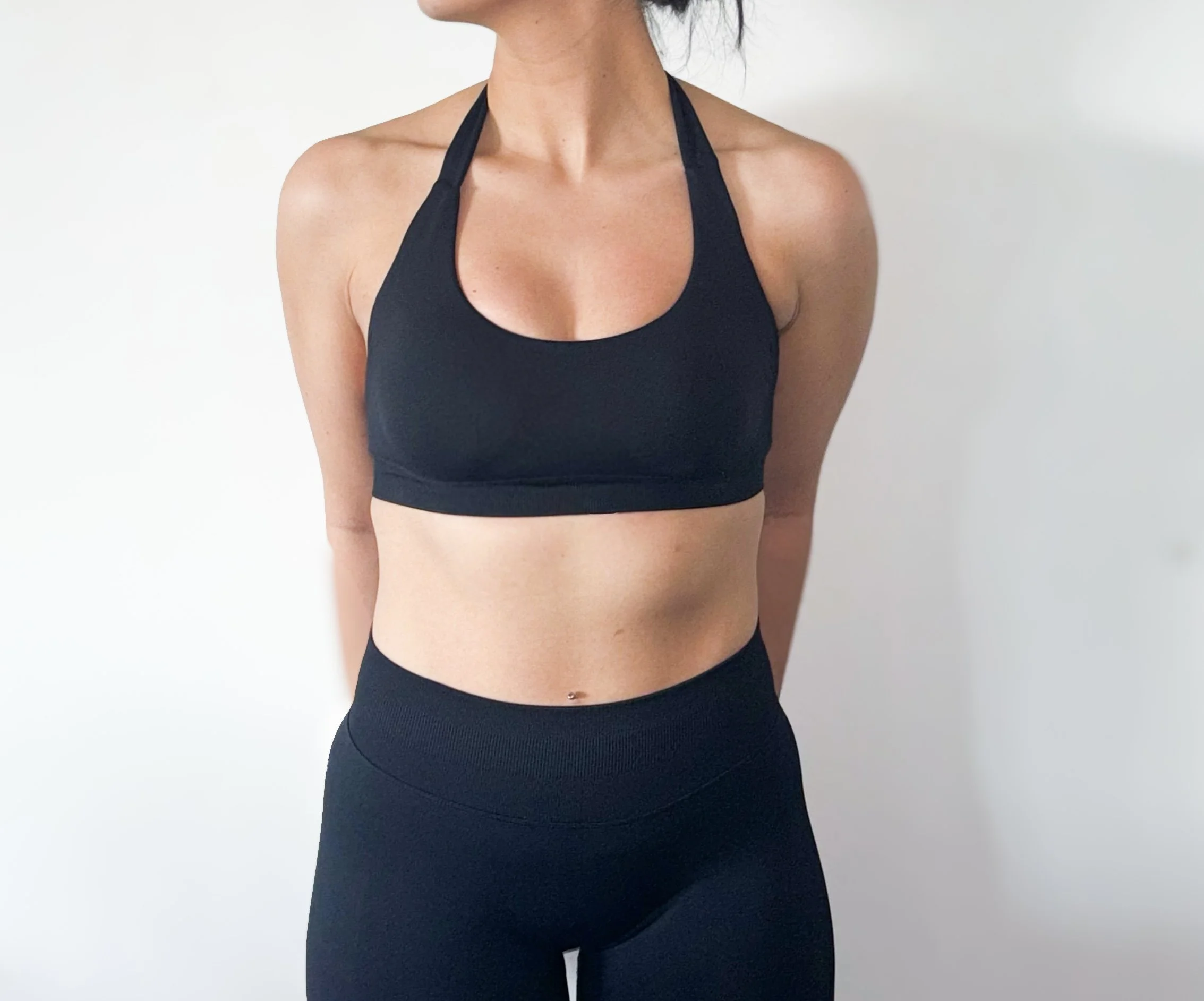 Core Halter Crop - Black