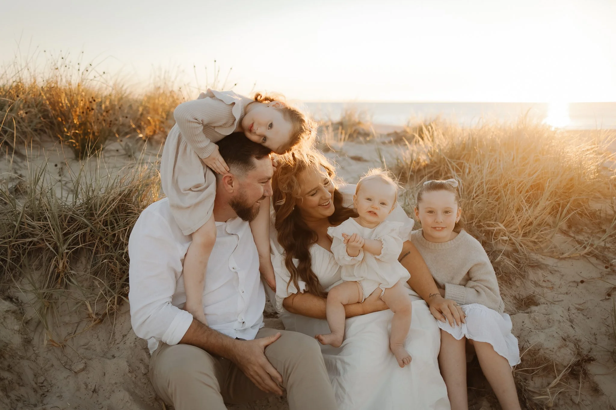Tara-family-photoshoot-adelaide_DANNIELLECOOKPHOTOGRAPHY_sneaks-17.jpg