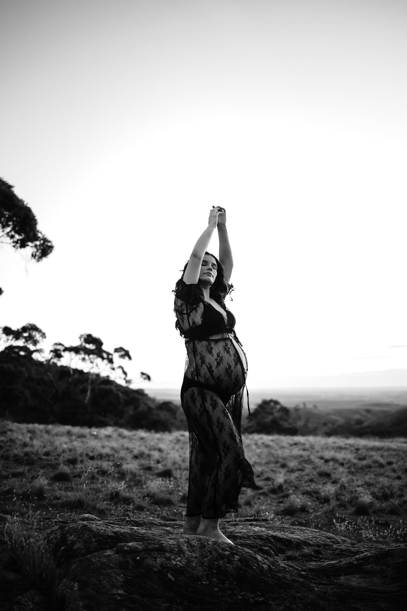 Sureya-maternity-adelaide-photoshoot-danniellecookphotography-socials-52.jpg