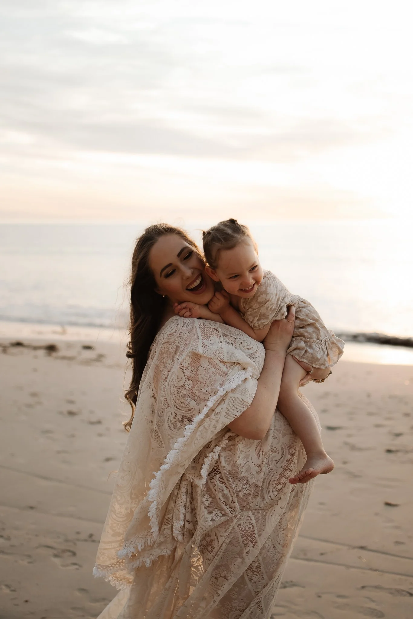 Nicole-Maternity-photoshoot-adelaide_DANNIELLECOOKPHOTOGRAPHY_sneakpeek-17.jpg