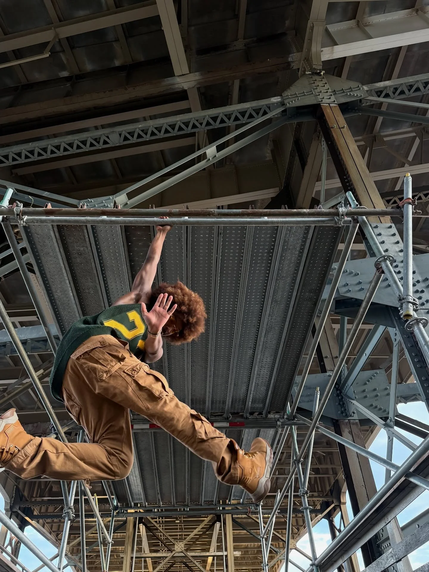 breath
movement 
maybe it ain&rsquo;t that bad
&bull;
&bull;
&bull;
#shotoniphone #selfshoot #modelstyle