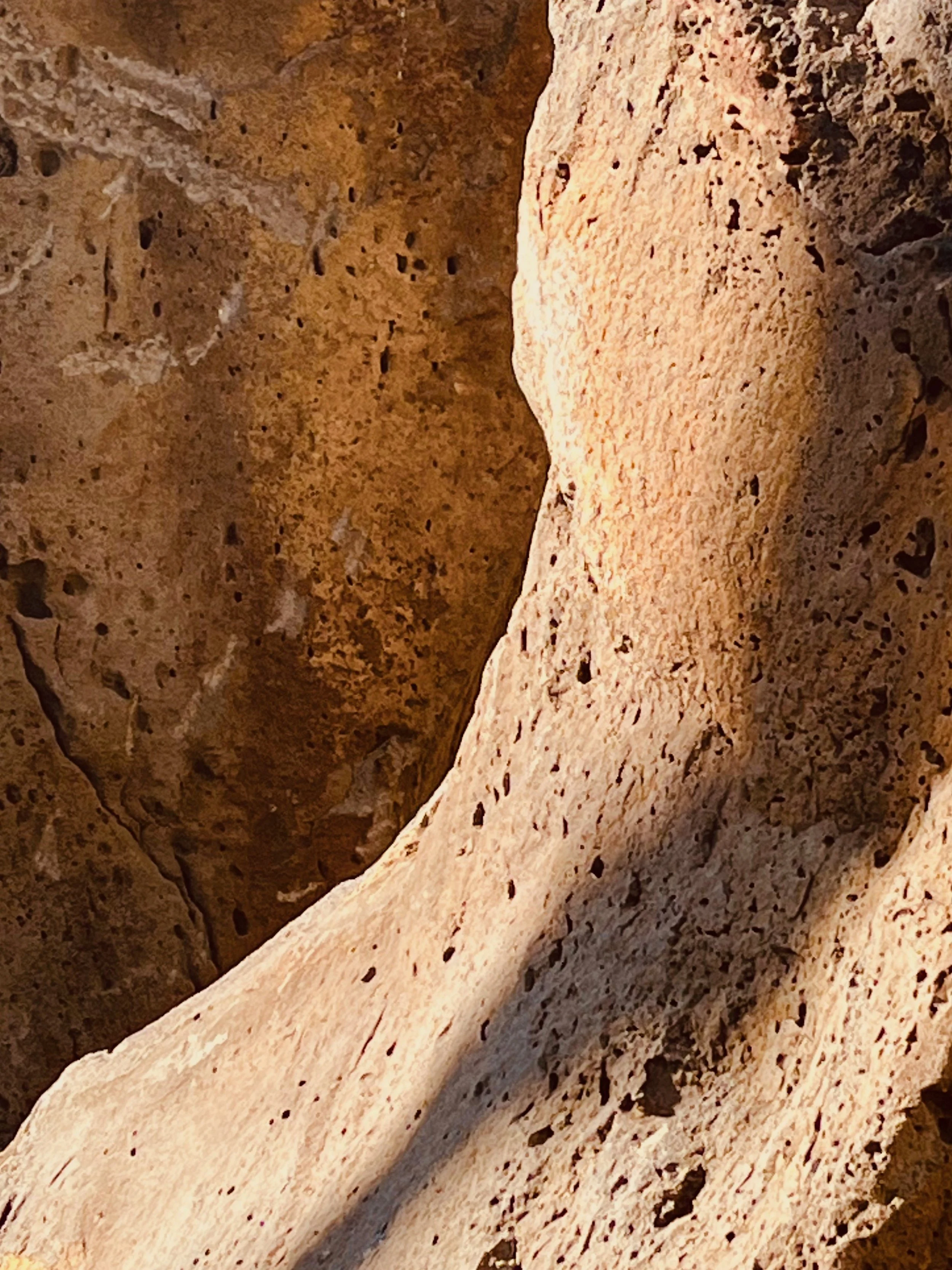 When Strength Becomes Loneliness ⭐️ 