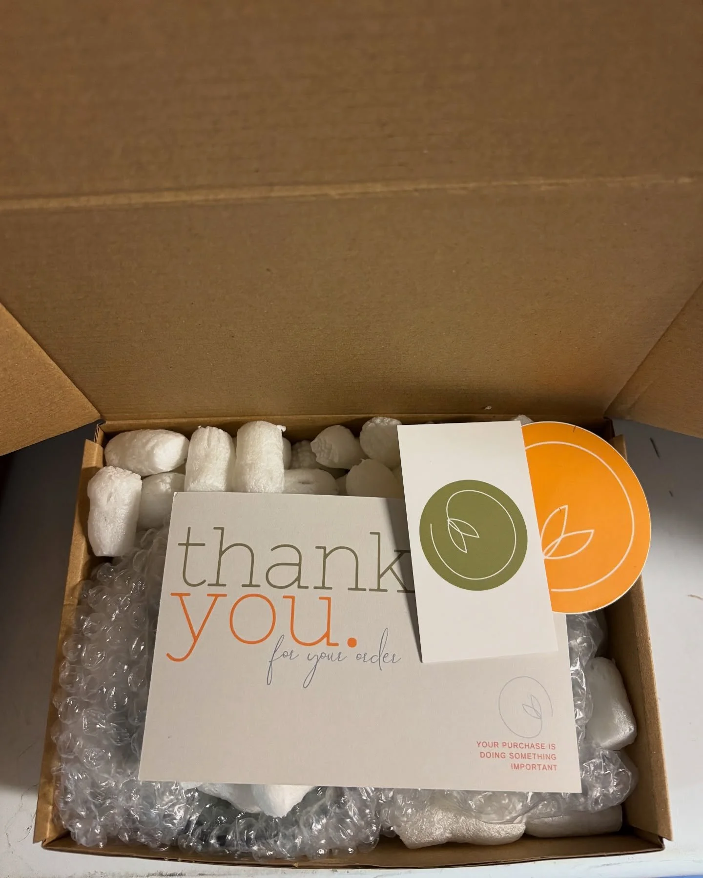 Nothing quite so satisfying as packing up an order and sending it across the country! 

#aspenandrose #smallbusiness #thrifted #supportsmallbusiness #shopcanadian