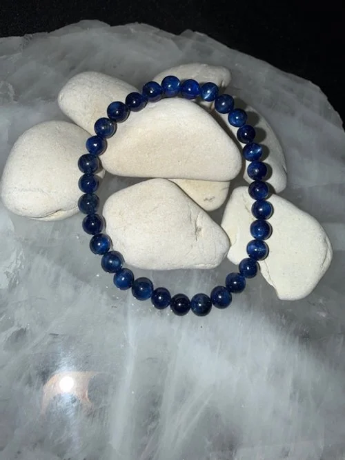 Kyanite 6mm
