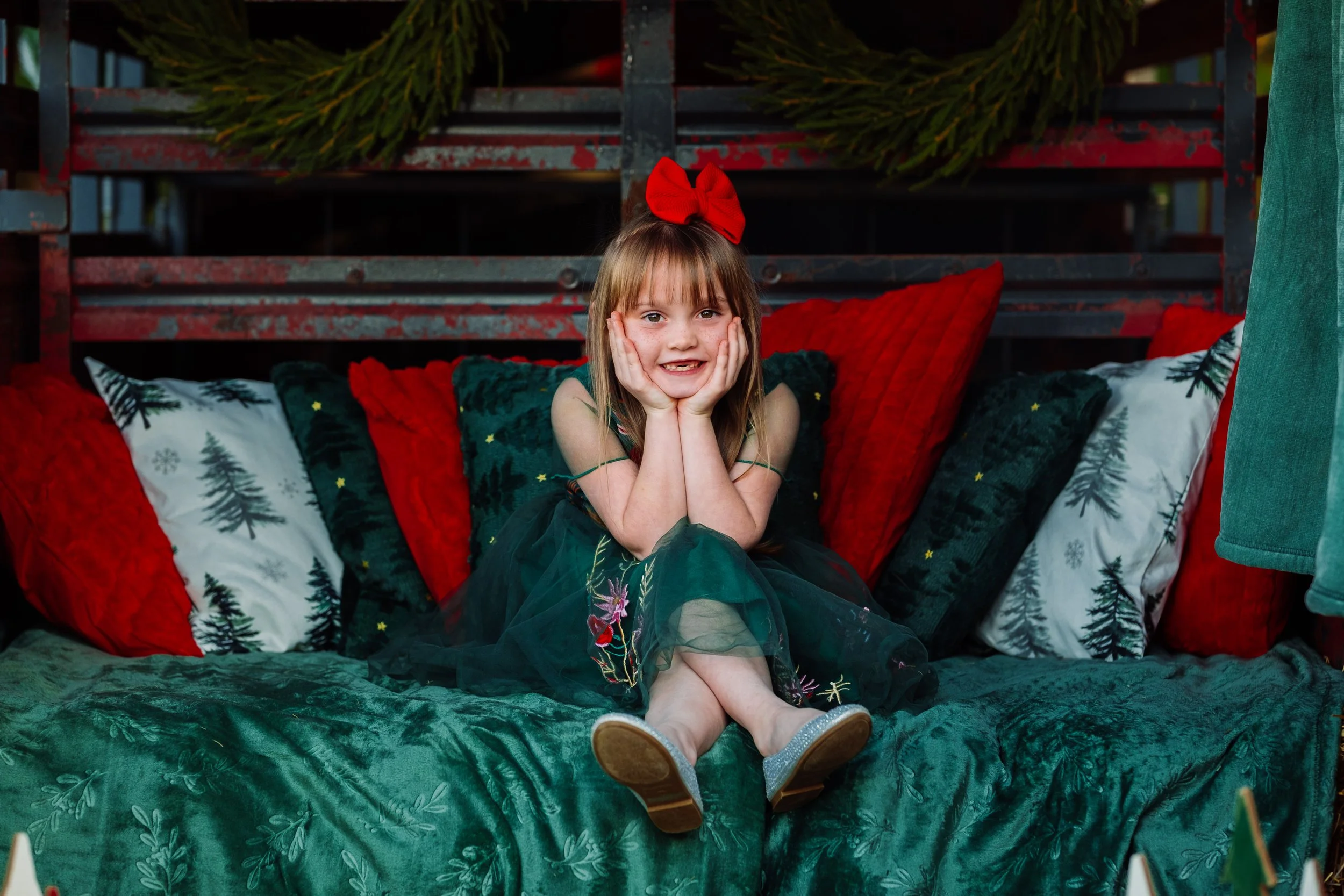 TinaChristmas_2025-67.jpg