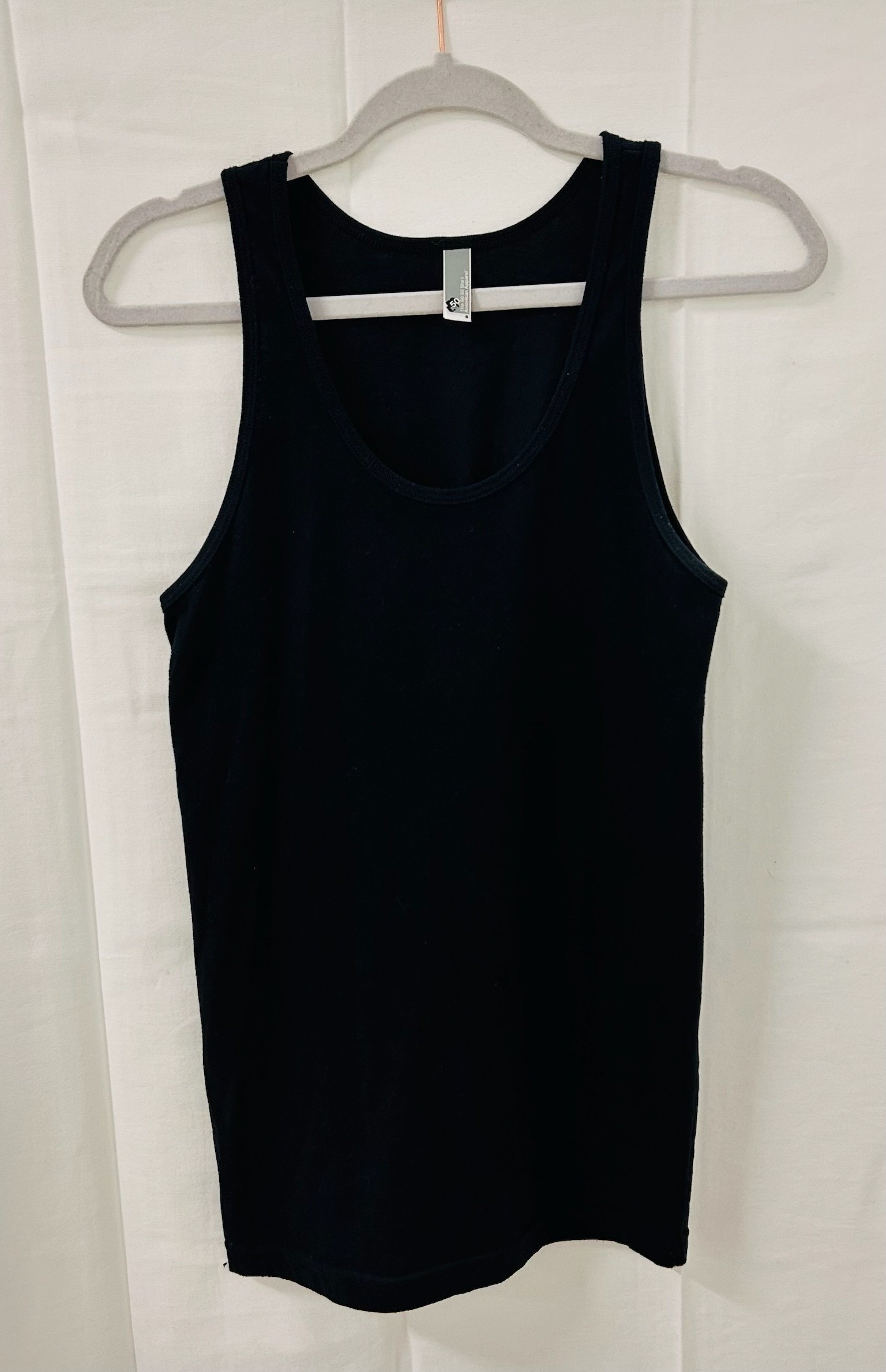 BX2 #34_American Apparel Black Tank_Size S