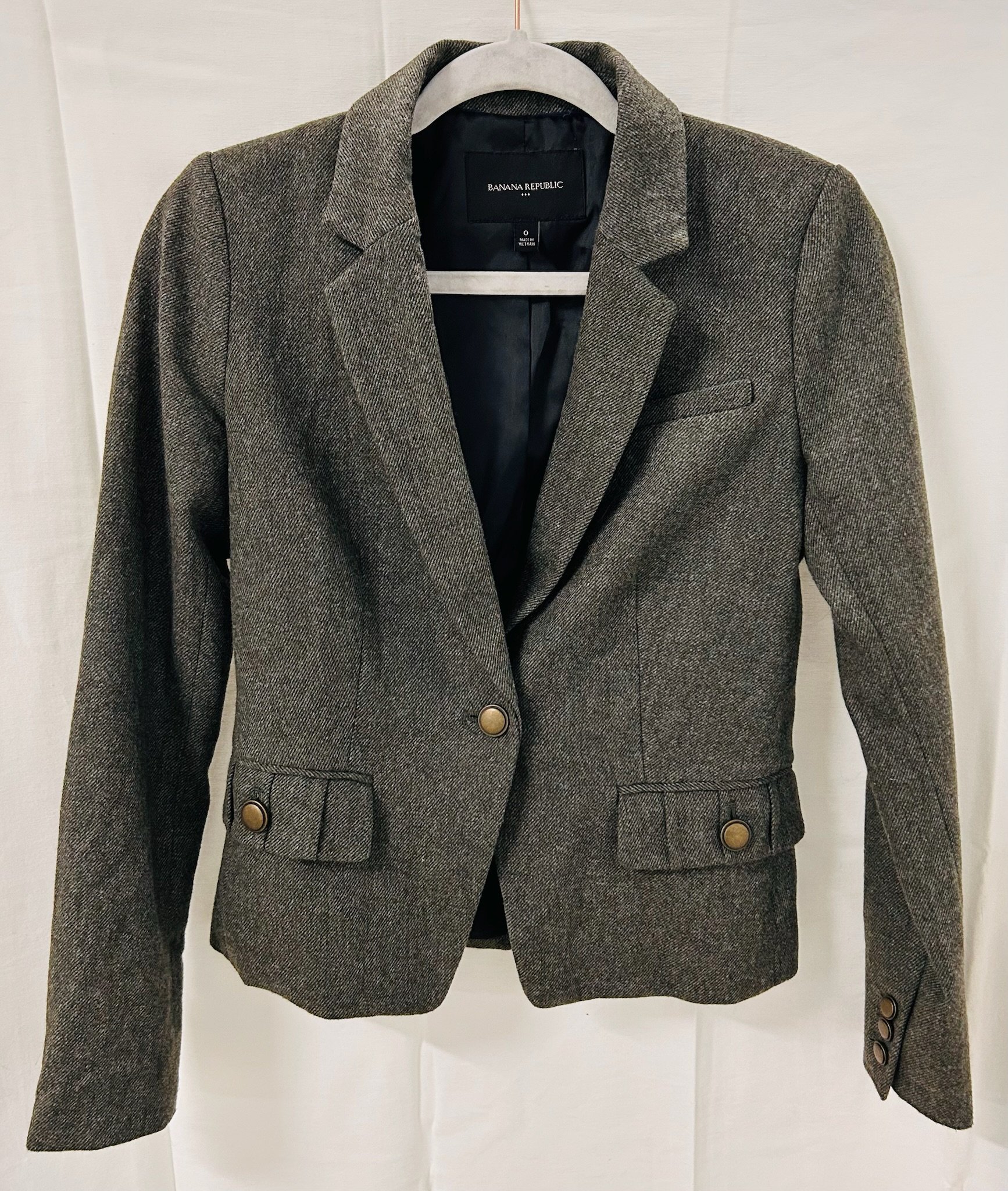 BX1 #3_Banana Republic Grey Blazer_Size 32/0