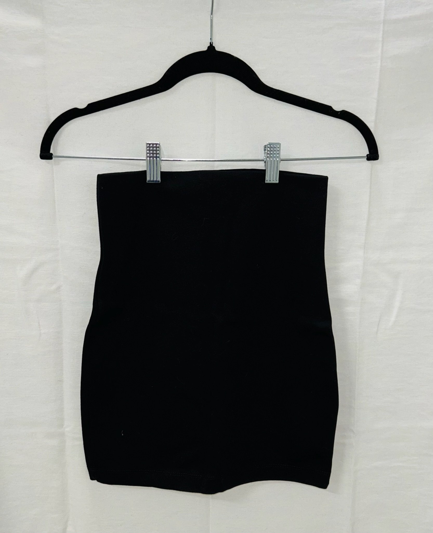 BX6 #19_Windsor Black Skirt_Sizes: XS, S, M