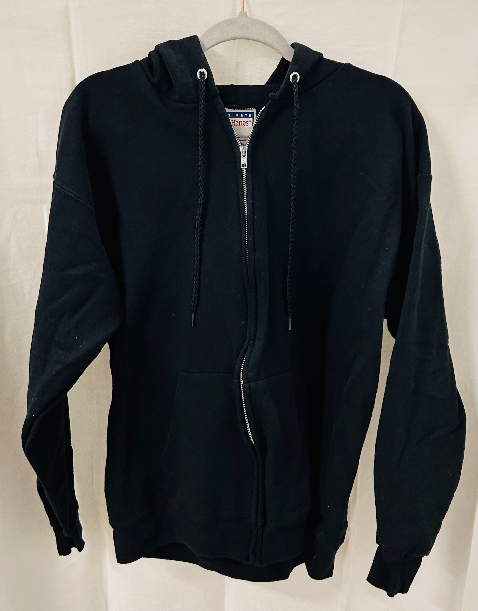 BX3 #16_Hanes Black Zip Up Hoodie_Size M