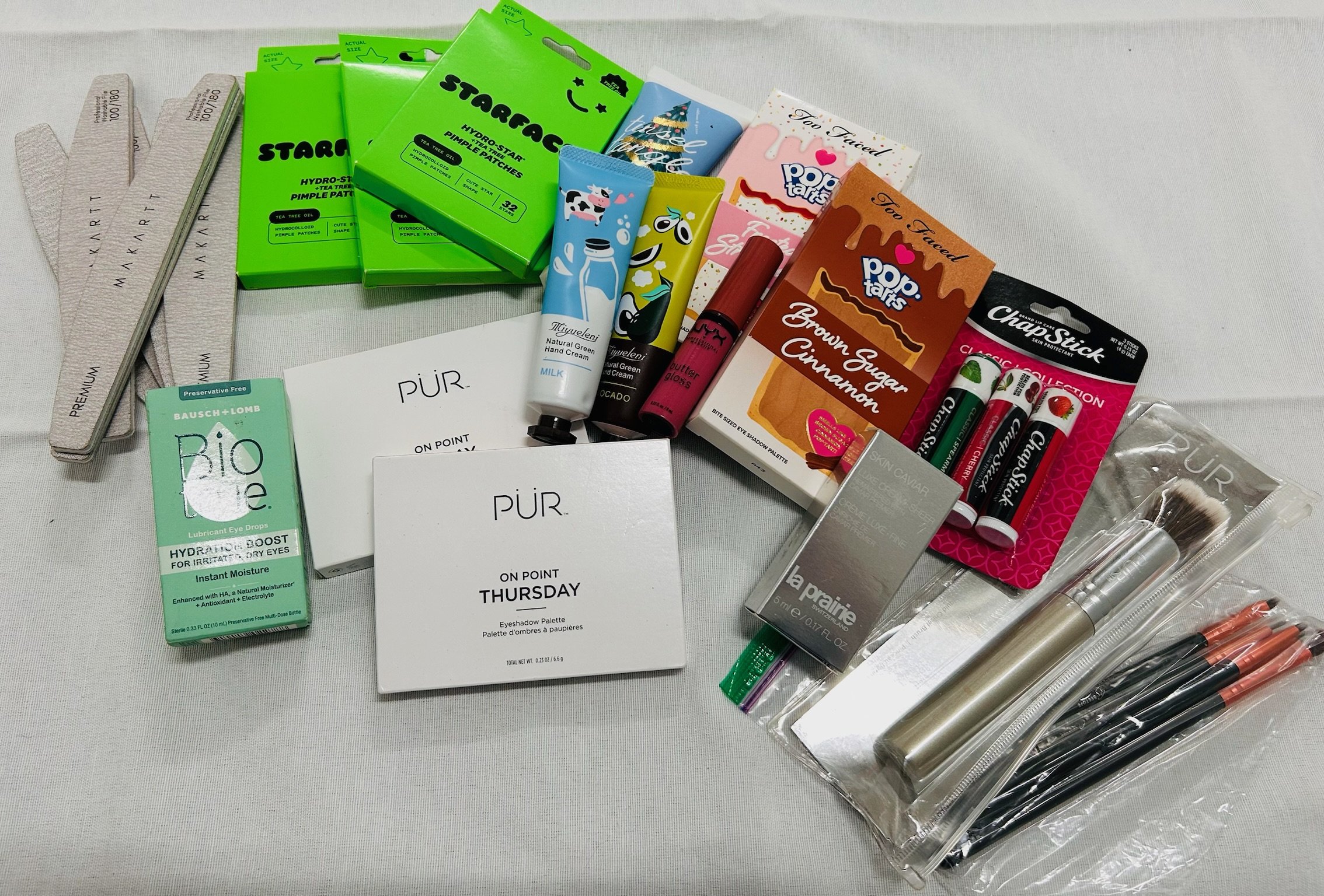 T #3_Toiletries Bundle (Hand Creams, Tea Tree Pimple Patches, Makeup, Make-up Brushes, Chapstick)