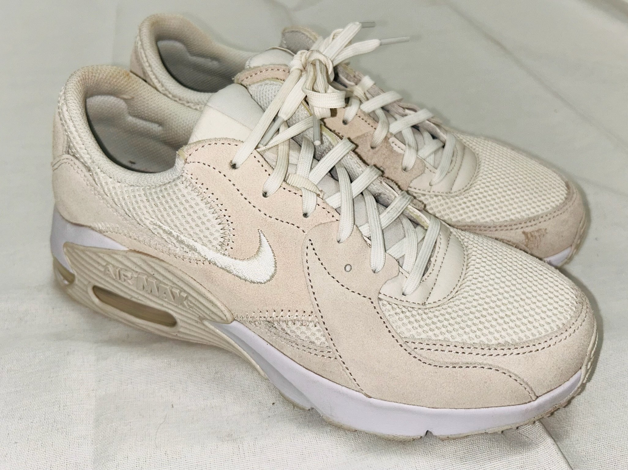SH #11_Nike Air Max_Women Size 9.5
