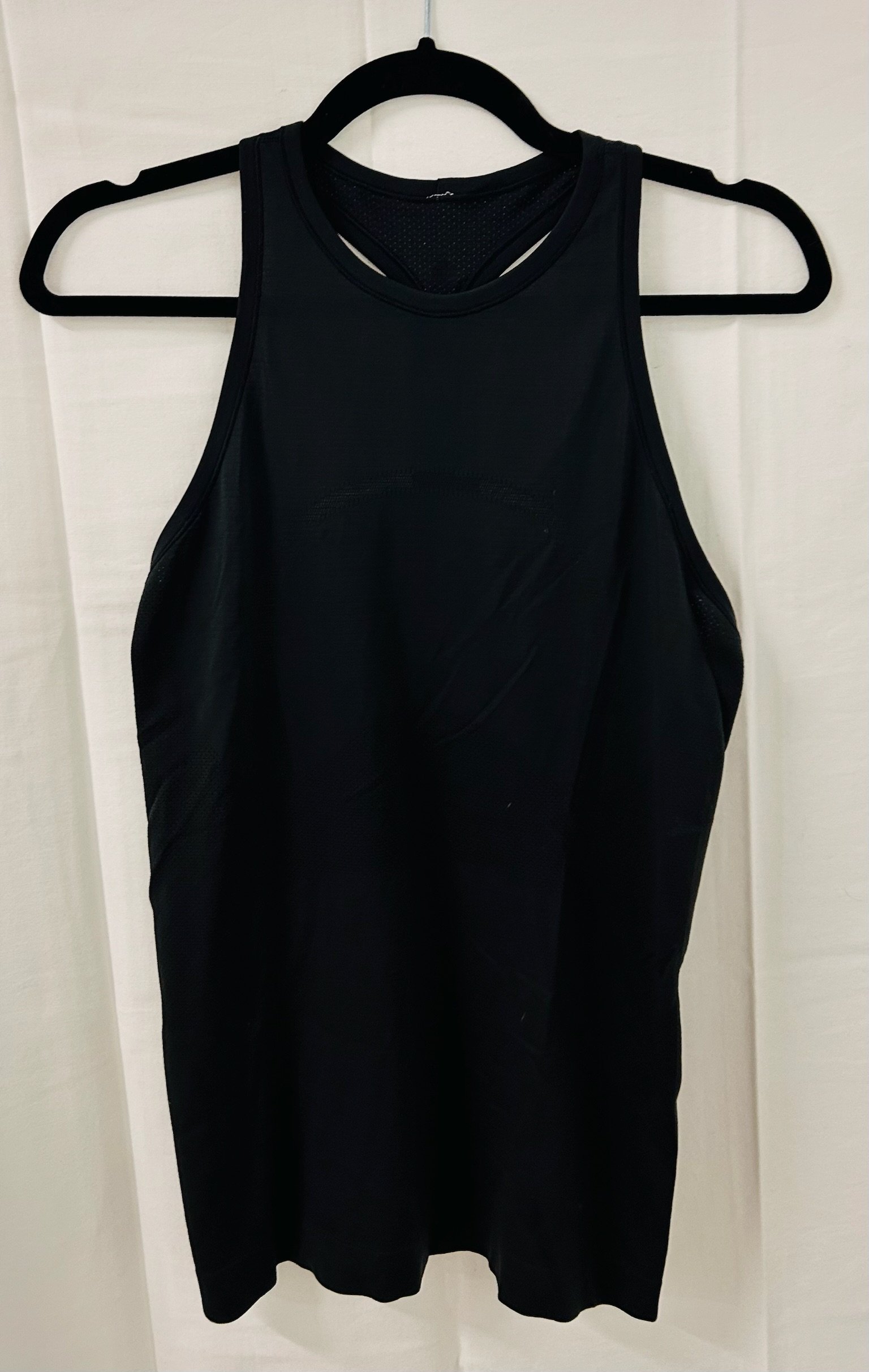 BX2 #27_LuluLemon Black Athletic Tank_Size M