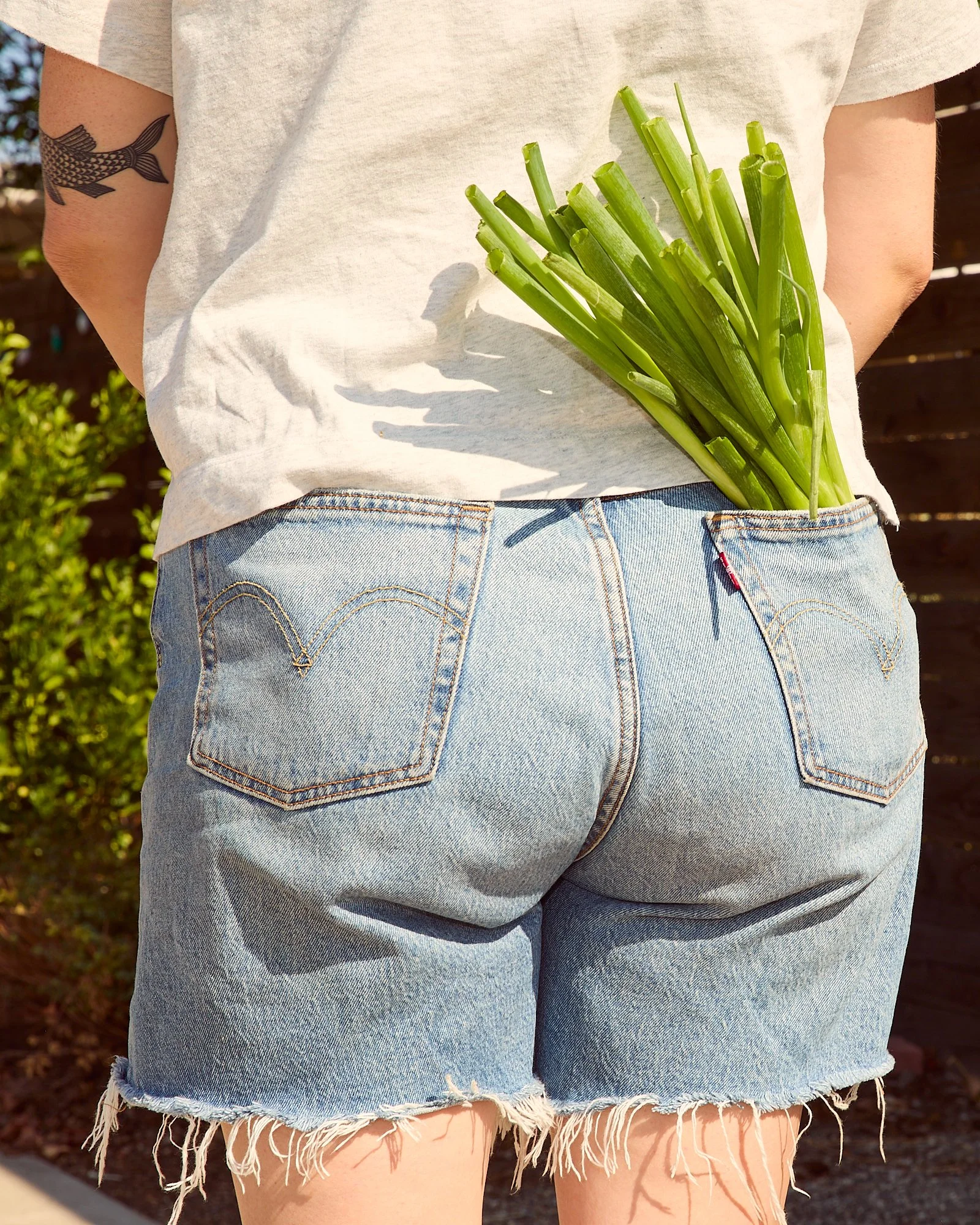 funny-portrait-produce-scallions-chef-jean-shorts-cheeky.jpg