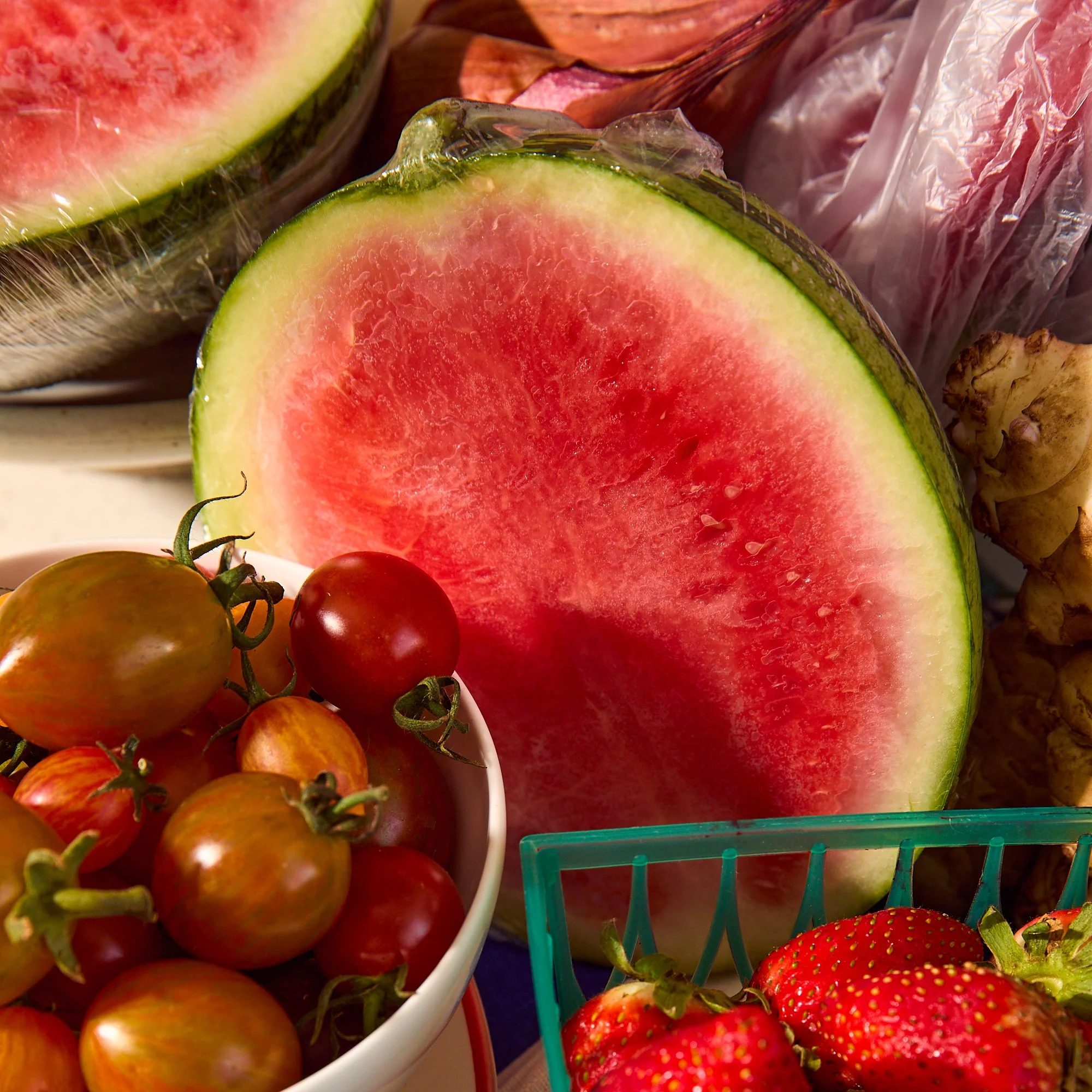 produce-shopping-tomatoes-watermelon-strawberries-red.jpg