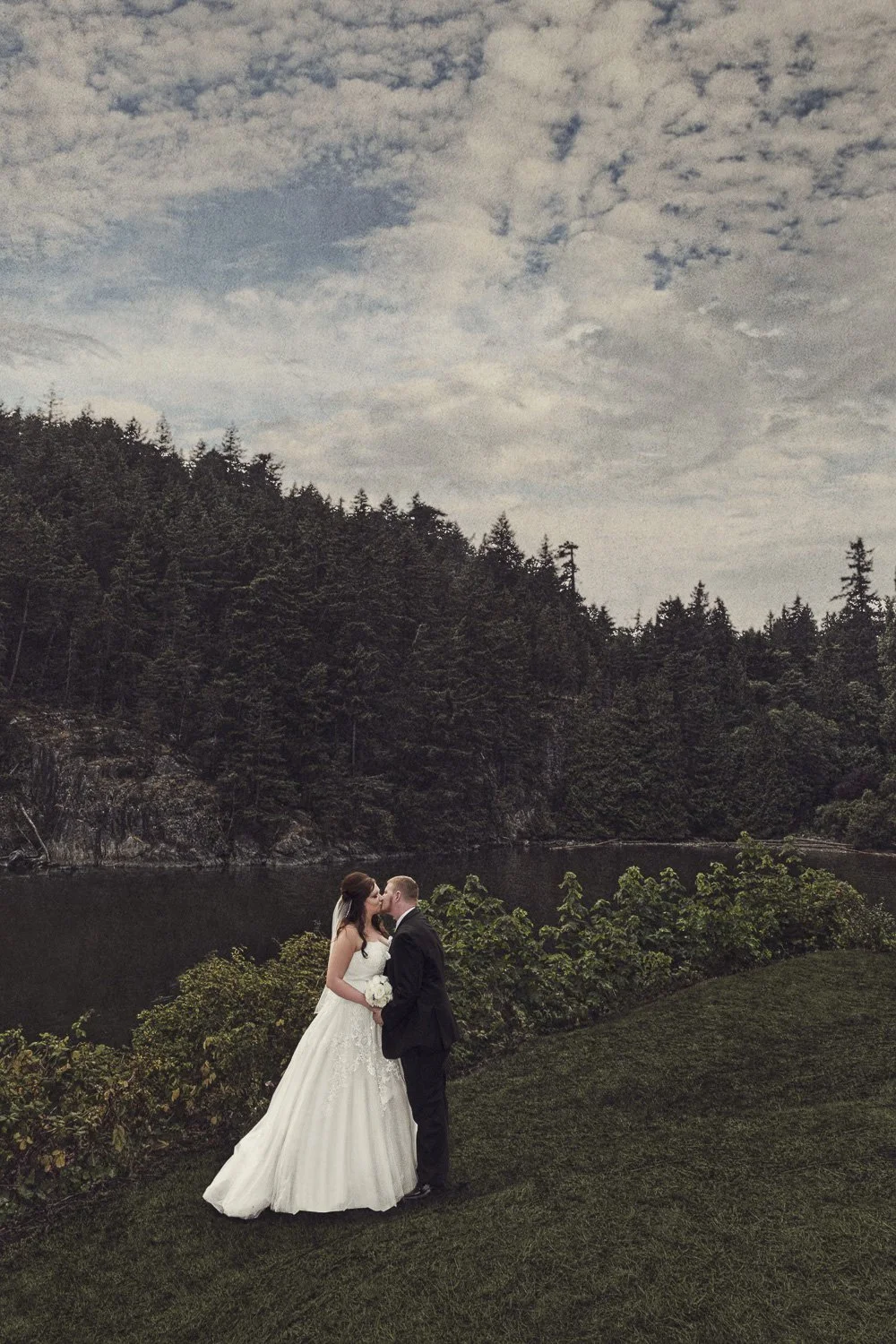 Vancouver-Wedding-Photographer-West-Vancouver-Formals-001.jpg