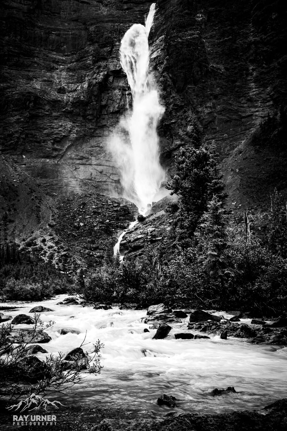 Takakkaw Falls in Yoho National Park