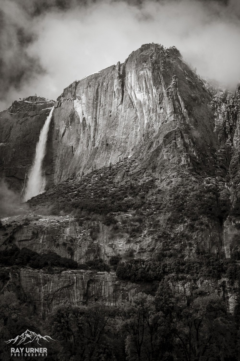 Yosemite-Falls-Cooks-Meadow-011.jpg