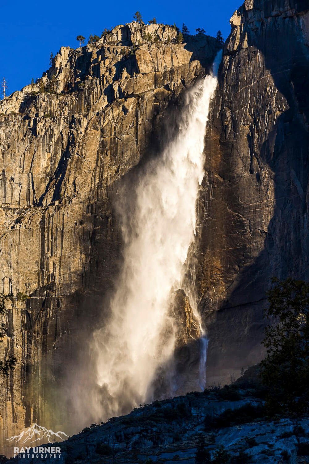 Yosemite-Falls-003.jpg