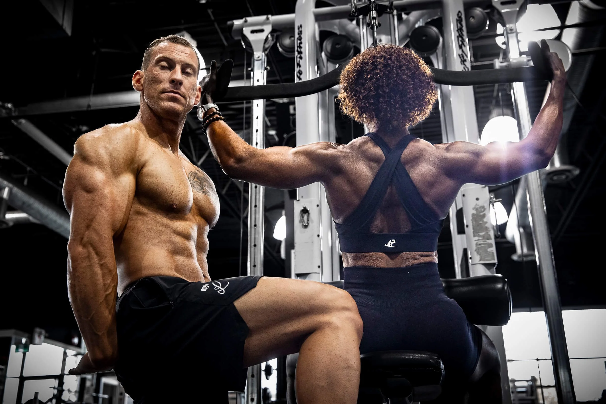 Peak Week vs Post-Show: When Should You Book Your Fitness Photoshoot?