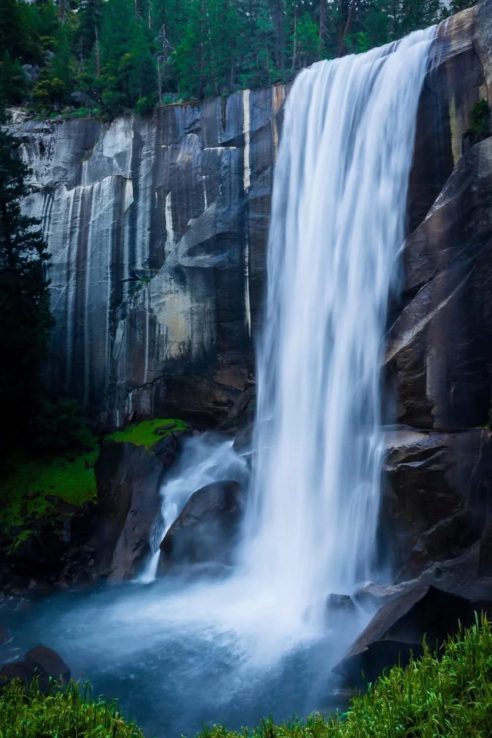 Yosemite-National-Park-Vernal-Fall-Long-Exposure.JPG