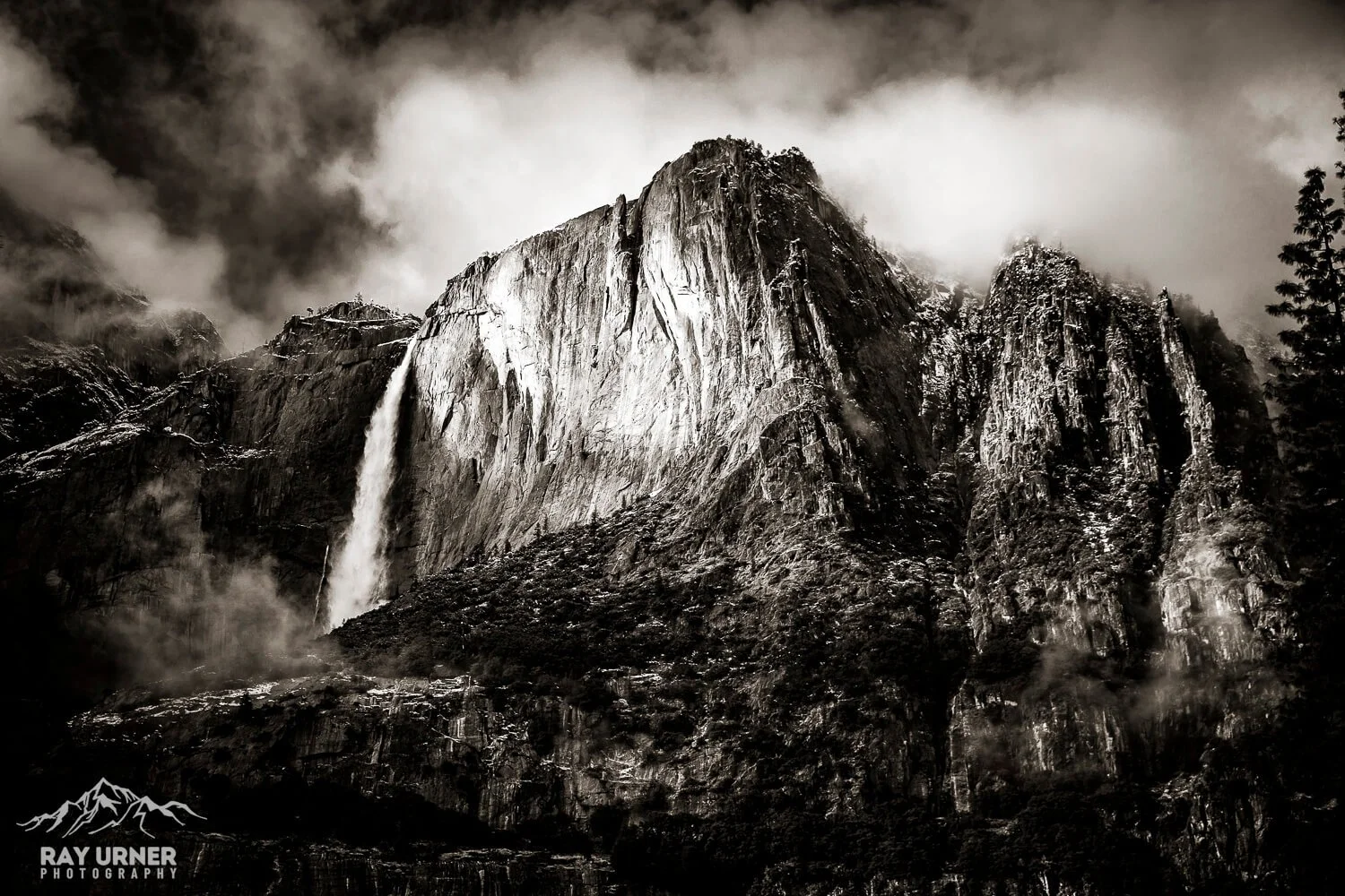 What Makes a Portfolio-Worthy Landscape Photograph?