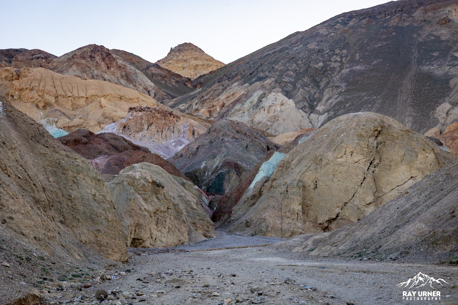 Death-Valley-Artists-Palette-Sunrise-005.jpg