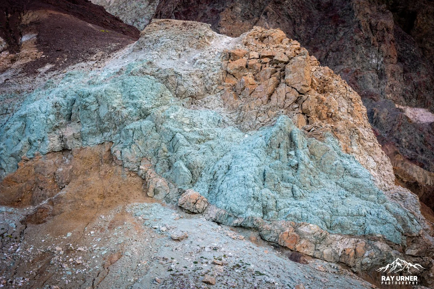 Death-Valley-Artists-Palette-Sunrise-026.jpg