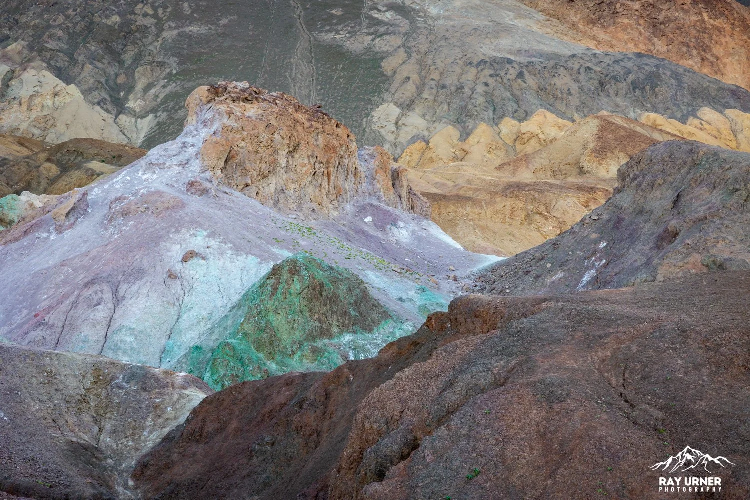 Death-Valley-Artists-Palette-Sunrise-010.jpg