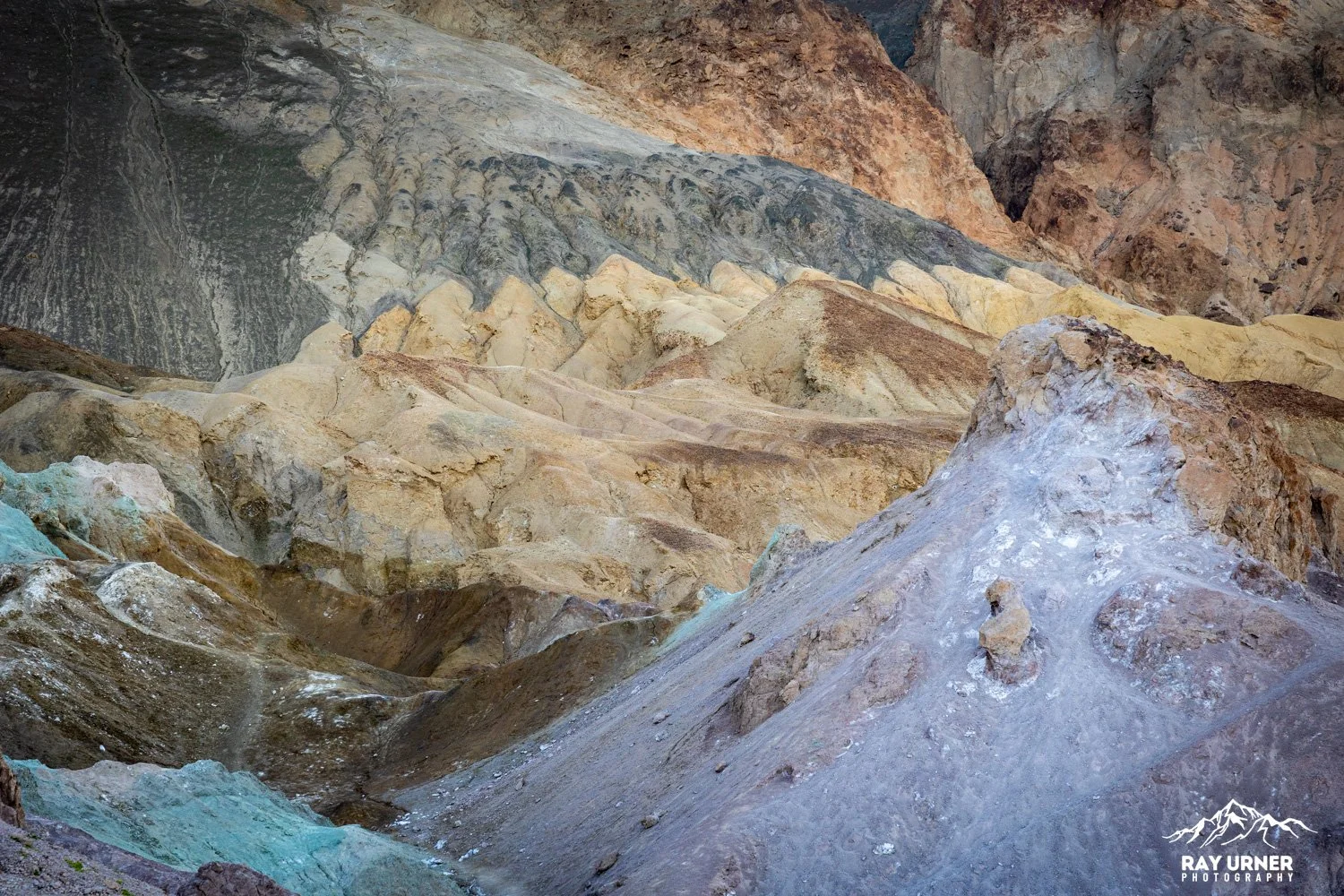 Death-Valley-Artists-Palette-Sunrise-028.jpg
