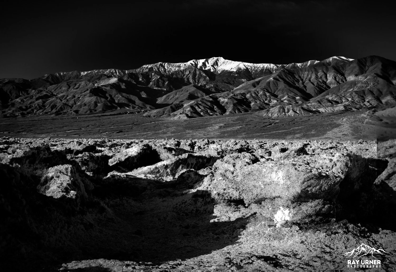 Death-Valley-Devils-Golf-Course-001.jpg